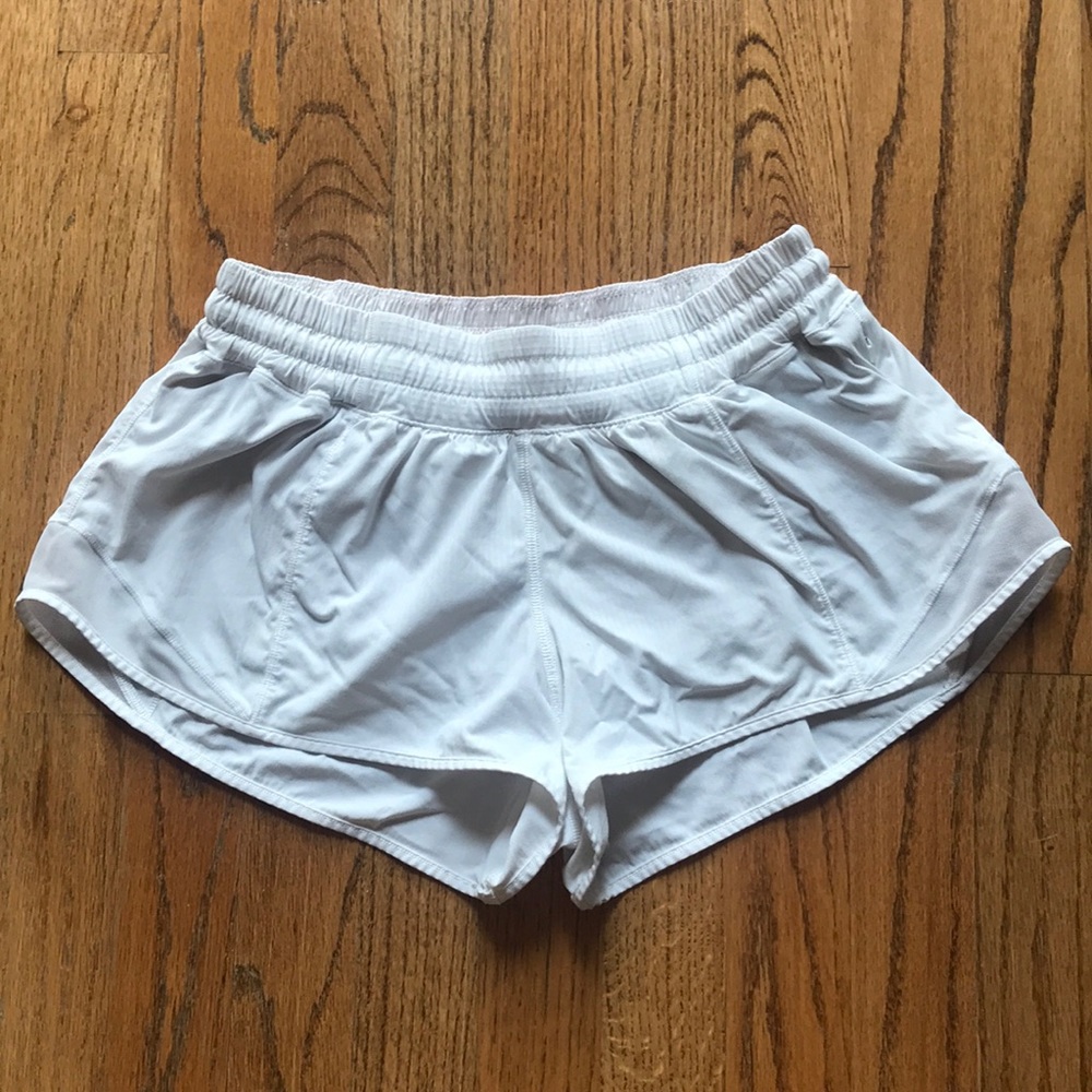 Lululemon Hotty Hot Short 2.5